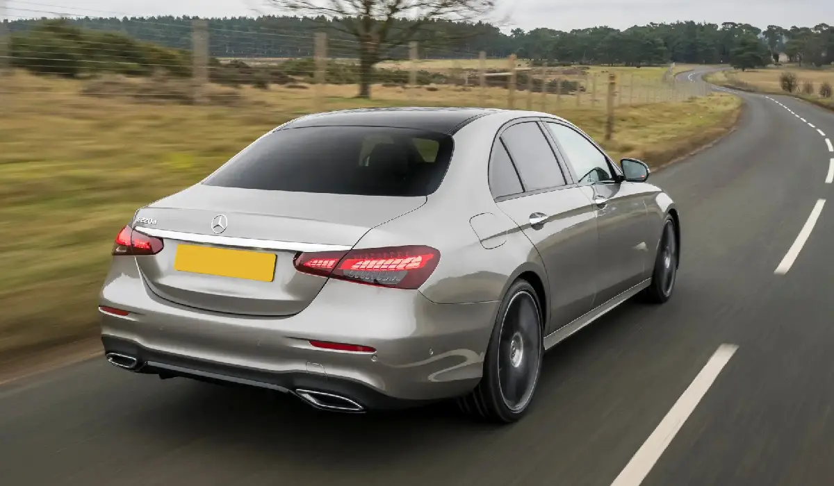 Mercedes-Benz - E-Class E 350d Elite - Luxury Sedan Car Rentals - Preowned Sedan Car - Exclusive Concierge Club.webp